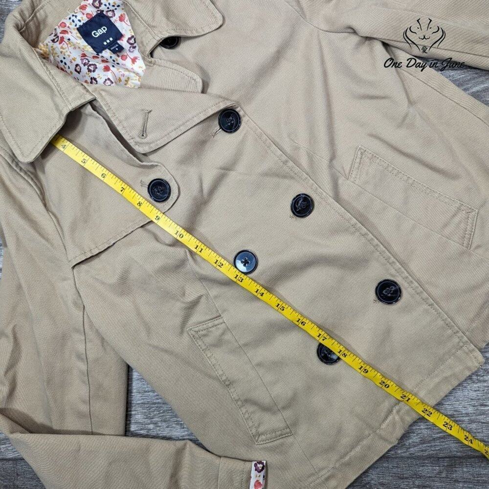 Gap 3 Button Basic Cotton Jacket Size S - image 4